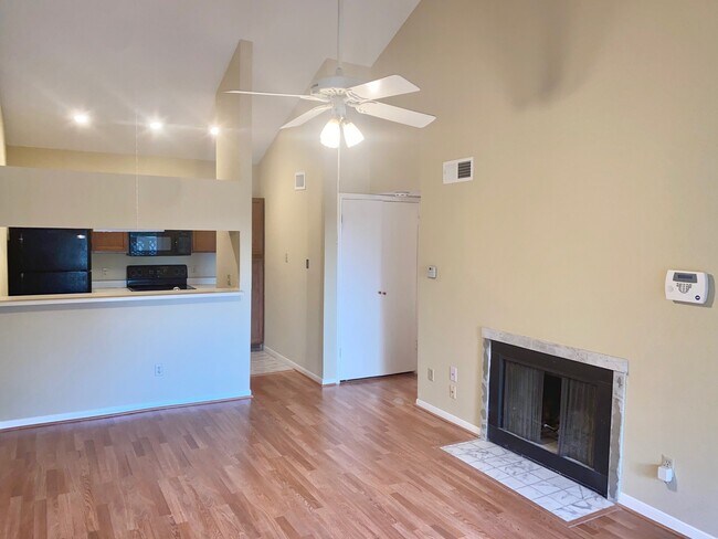 Building Photo - 8055 Cambridge St