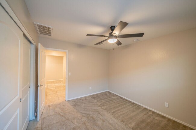 Building Photo - 26879 N 173rd Ln