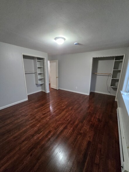 Building Photo - 2739 Locust Ave W