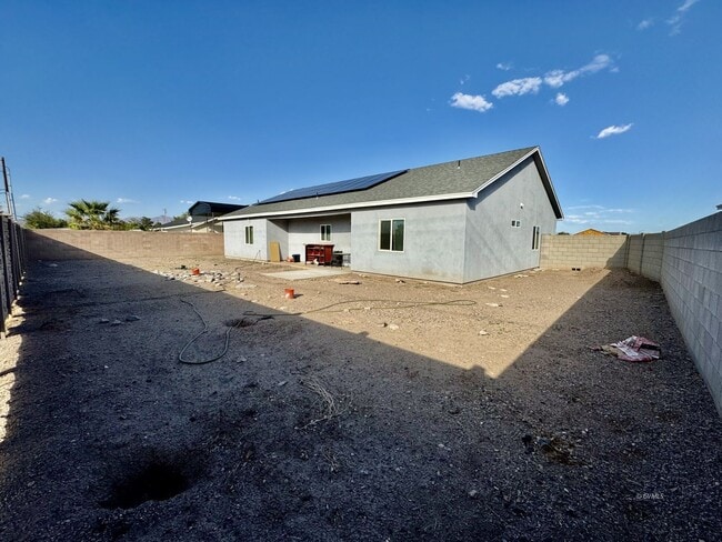 Building Photo - 860 S Flagstone Wy