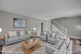 Building Photo - 2 Butternut Dr