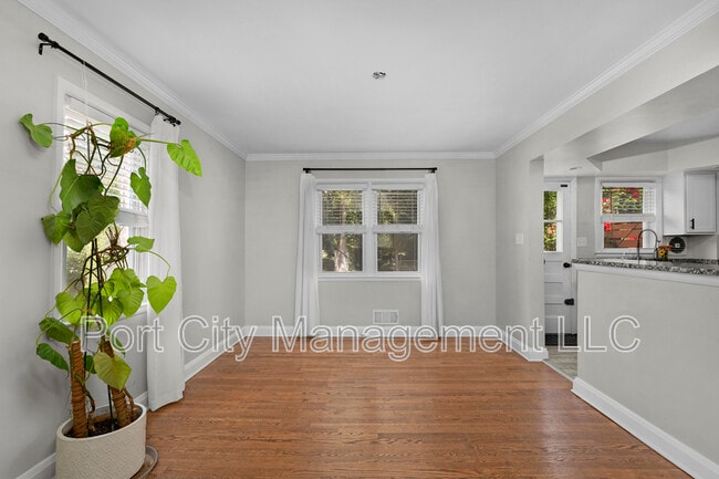 Building Photo - 1412 Jeffers Rd