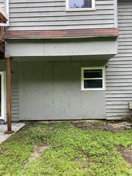 Building Photo - 7819 Peppercorn Ln