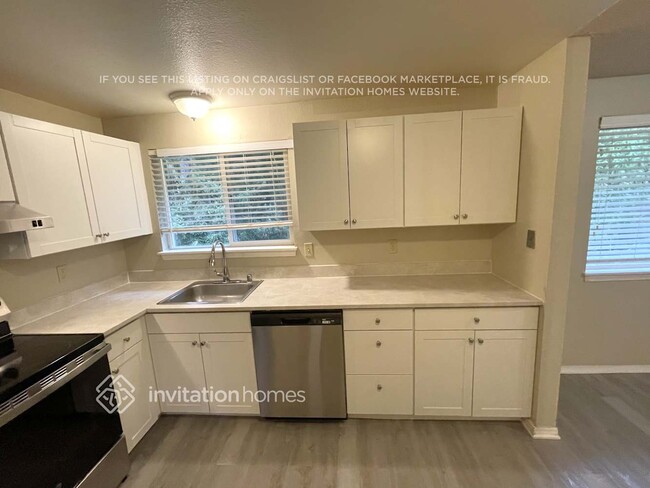 Building Photo - 4008 SW 333rd St