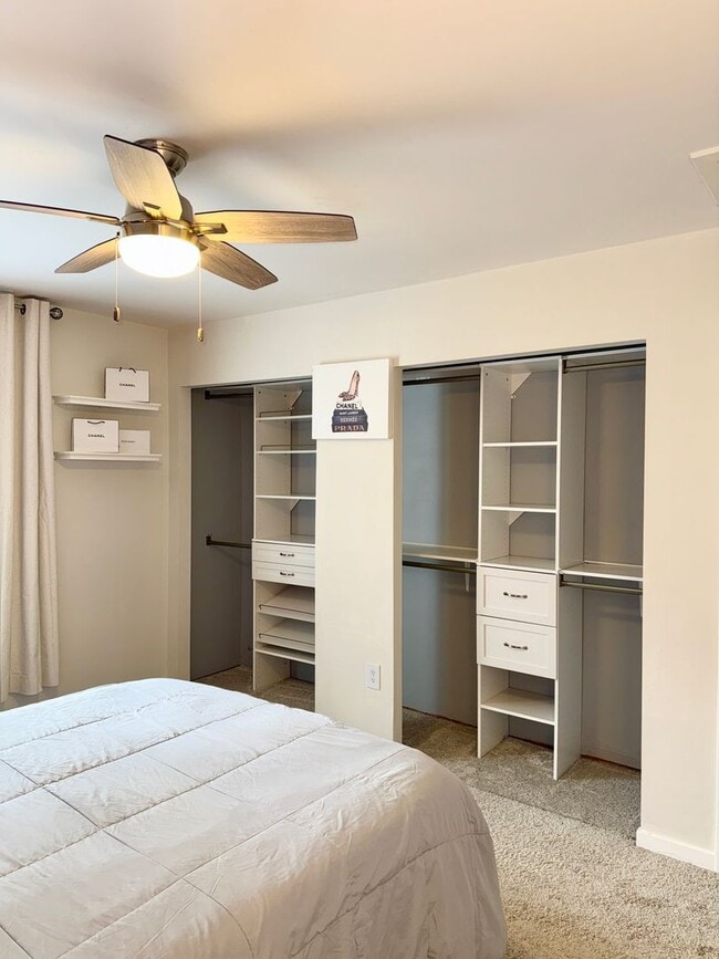 Building Photo - Modern Comfort in Sought-After Gaithersburg