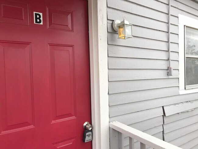 Primary Photo - 1411 34th St