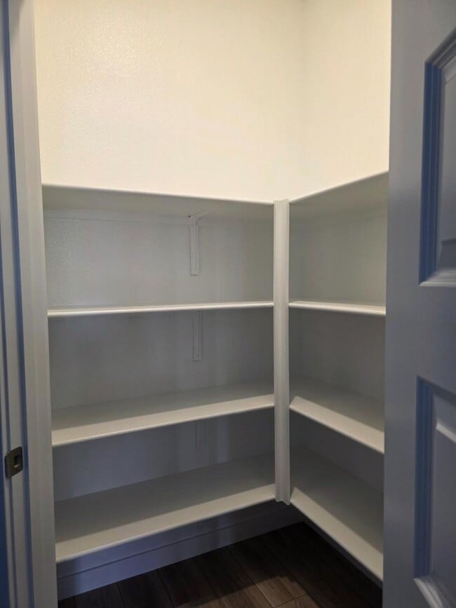 Building Photo - 2165 Miners Peak Wy