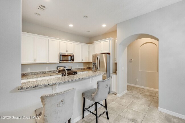 Building Photo - 8870 Napolo Dr