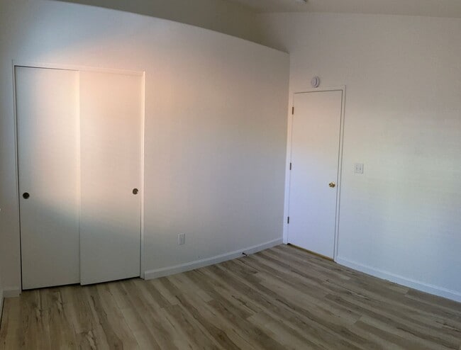 Building Photo - 5200 Dunham Ct