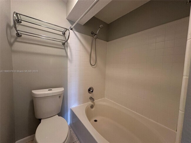 Building Photo - 10500 SW 155th Ct