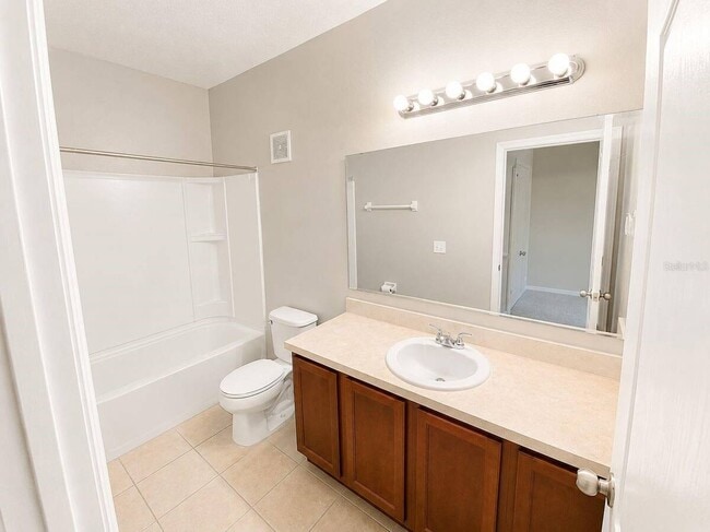 Building Photo - 2256 Betsy Ross Ln