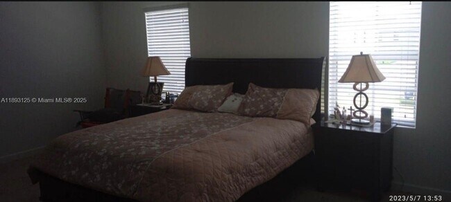 Building Photo - 13219 SW 270th Ter