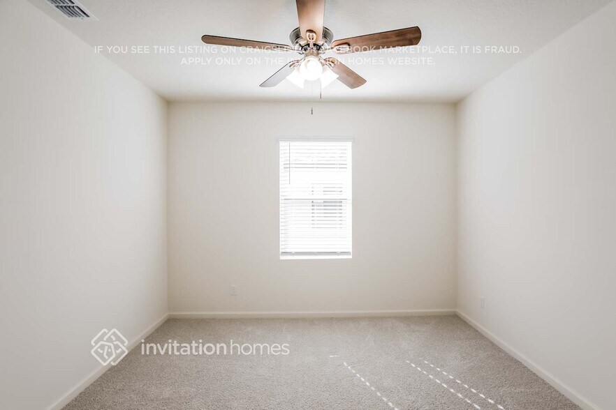 Building Photo - 9667 Seaspray Dr