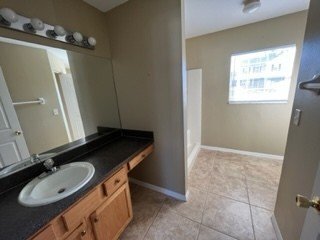 Building Photo - Perfect Peaceful Palm Coast Beauty 3/2 Available Today!