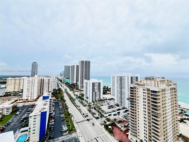 Building Photo - 1945 S Ocean Dr