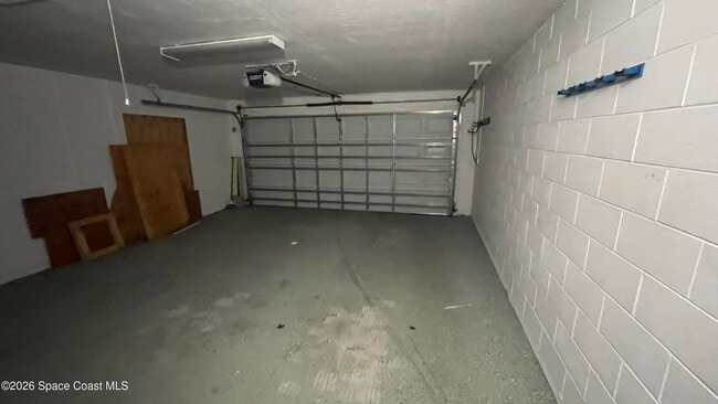 Building Photo - 2555 Street Pauls Dr