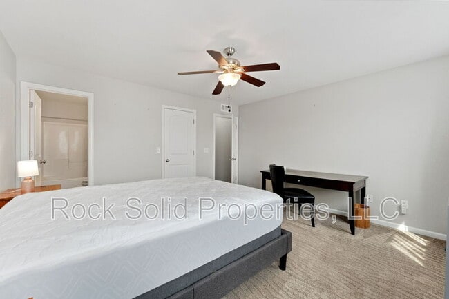 Building Photo - 4024 Gunsmoke Rd