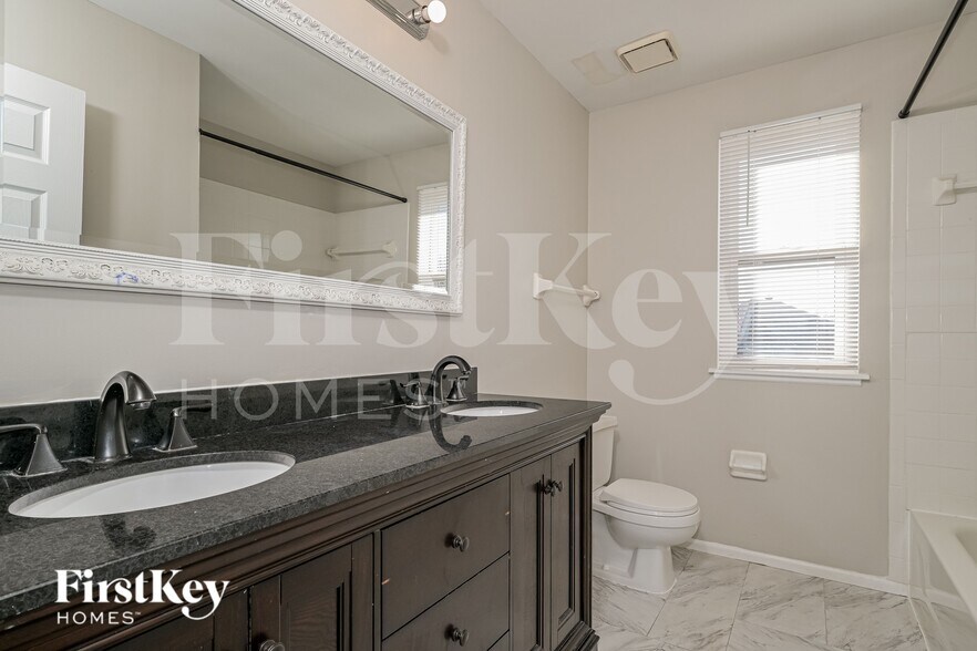 Building Photo - 72 Gray Owl Garth Ct