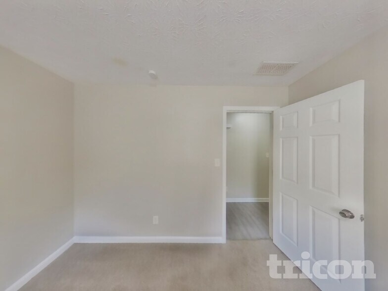 Building Photo - 850 Rambling Rose Ct NW