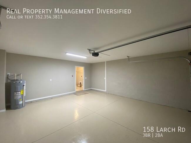 Building Photo - 158 Larch Rd