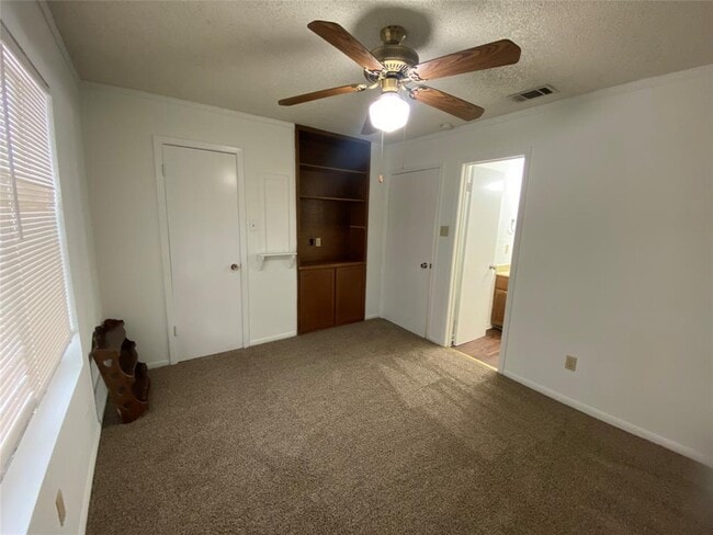 Building Photo - 8704 Schick Rd