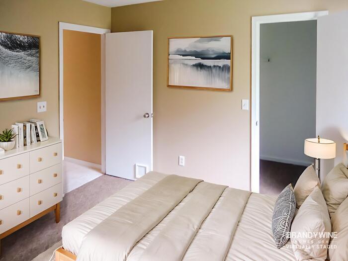 Building Photo - 7987 Domingue Ct