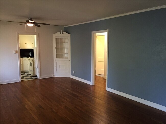 Building Photo - 1507 Pease Rd