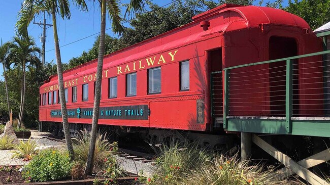 Building Photo - 247 Pescayo Ave