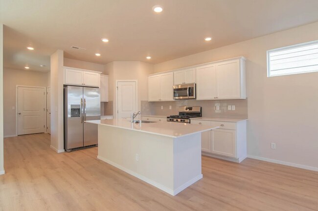 Building Photo - Liberty Lake 4 Bed 2.5 Bath home built 2022 with all the amenities.  Ready this summer