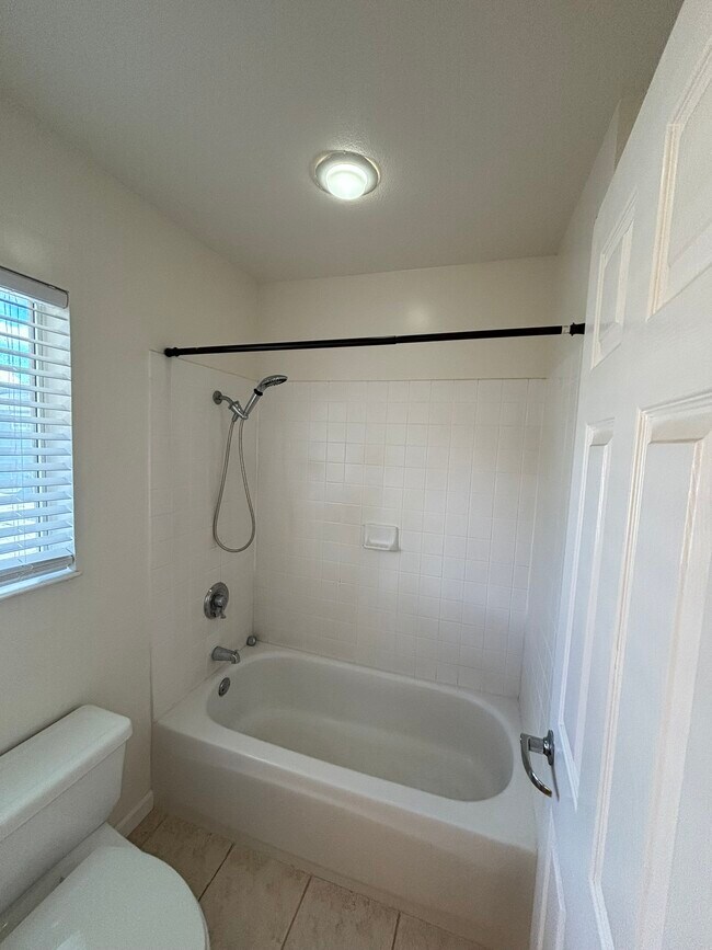 Building Photo - 91-1058-1058 Keokolo St