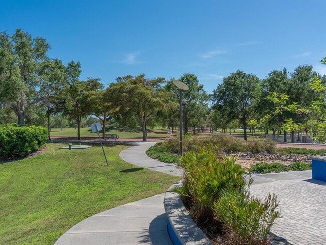 Building Photo - 508 Laurel Pk Dr