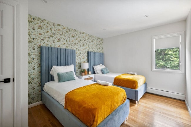 Building Photo - 2A Cherry Ln