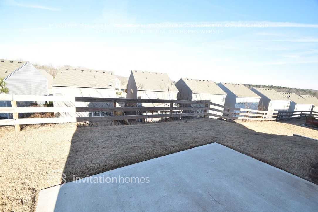 Building Photo - 1350 Aster Ives Dr