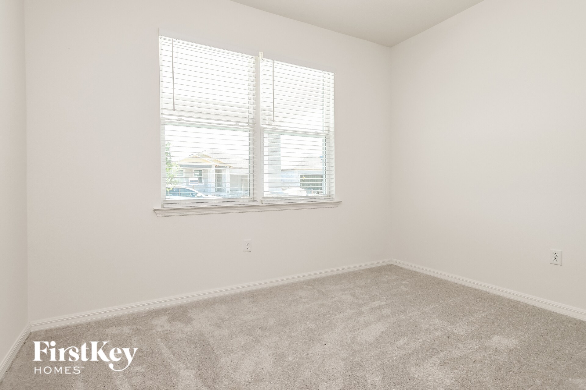 Building Photo - 1260 Spokane Pt