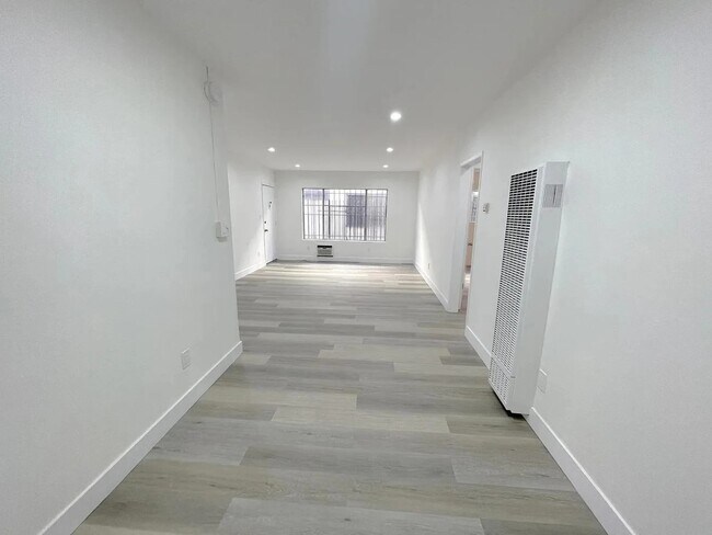 Building Photo - 1974 S Garth Ave