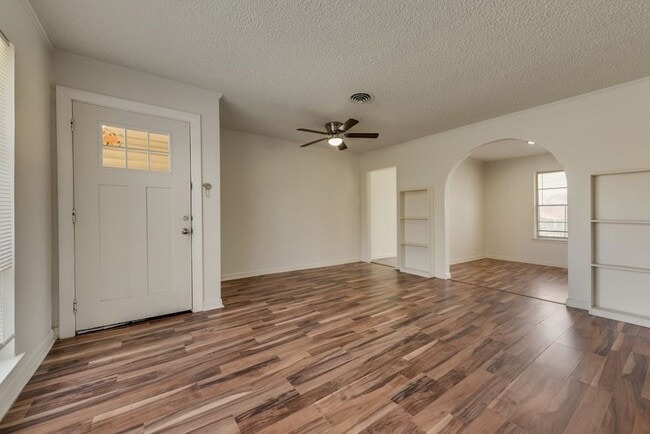 Building Photo - 7704 Woodspan Dr