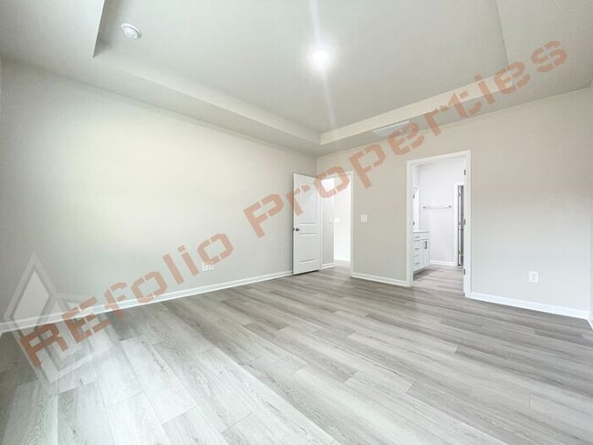 Building Photo - Beautiful Brand New 4 Bedroom, 2.5 Bathroo...