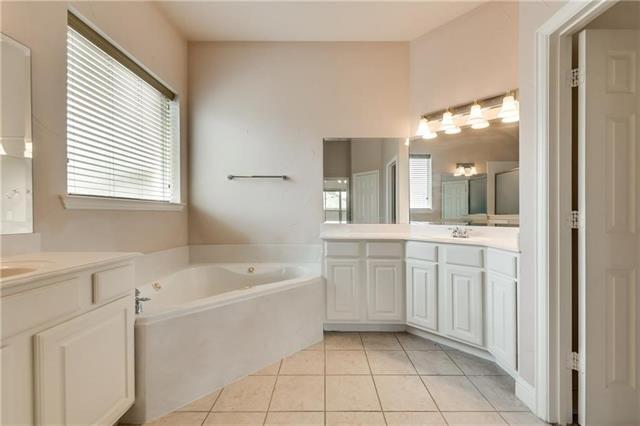 Building Photo - 434 Teagarden Ct