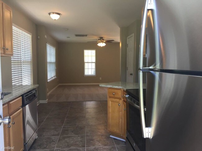 Building Photo - 1650 Sandersted Village Cir