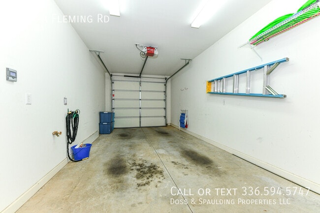 Building Photo - 1923 Fleming Rd