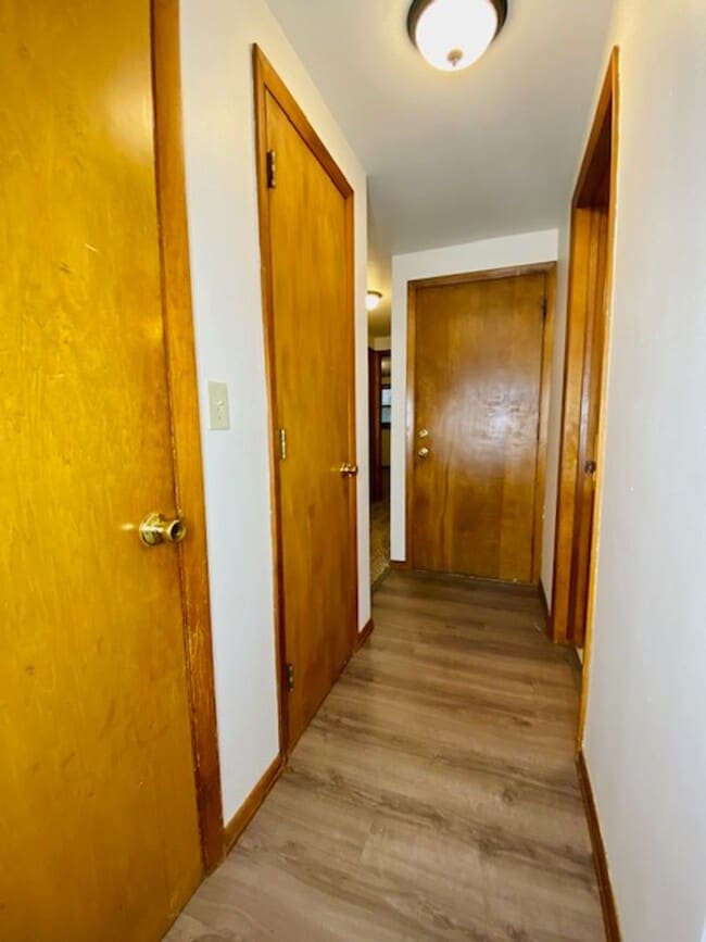 Building Photo - 3037 Humboldt Rd