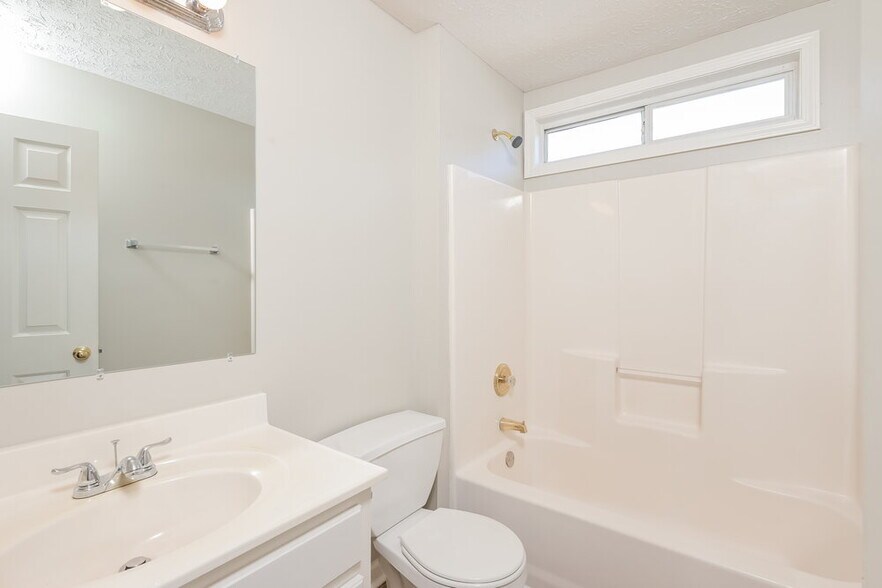 Building Photo - 1530 Bramlett Forest Trail SE