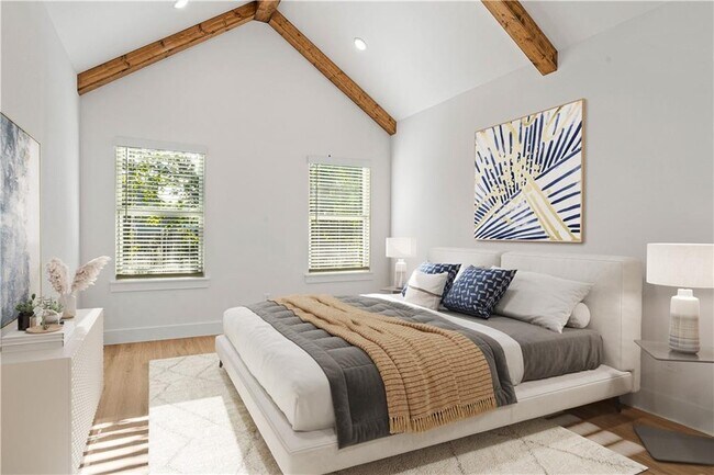 Building Photo - 2 Kolman Ln