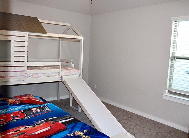 Building Photo - 174 Gullivers Dr