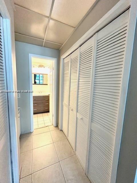 Building Photo - 3505 S Ocean Dr