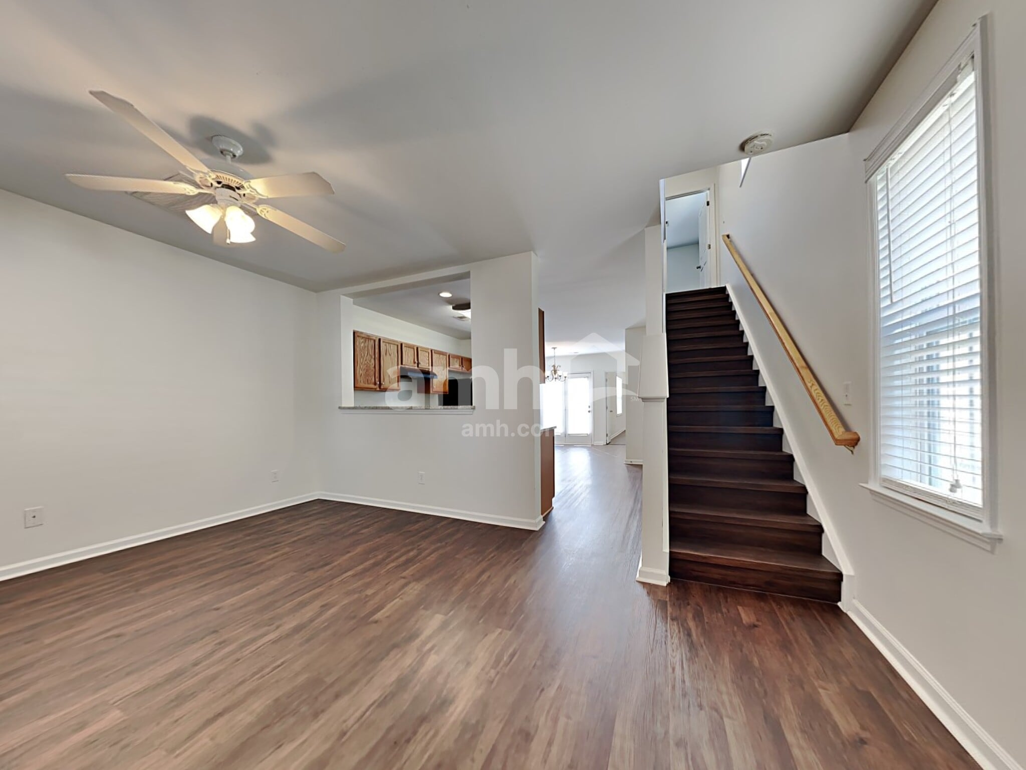 Building Photo - 413 Verbena Ave