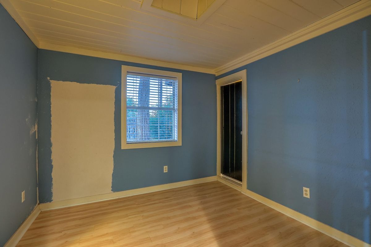 Building Photo - 2708 Campbell Rd NW