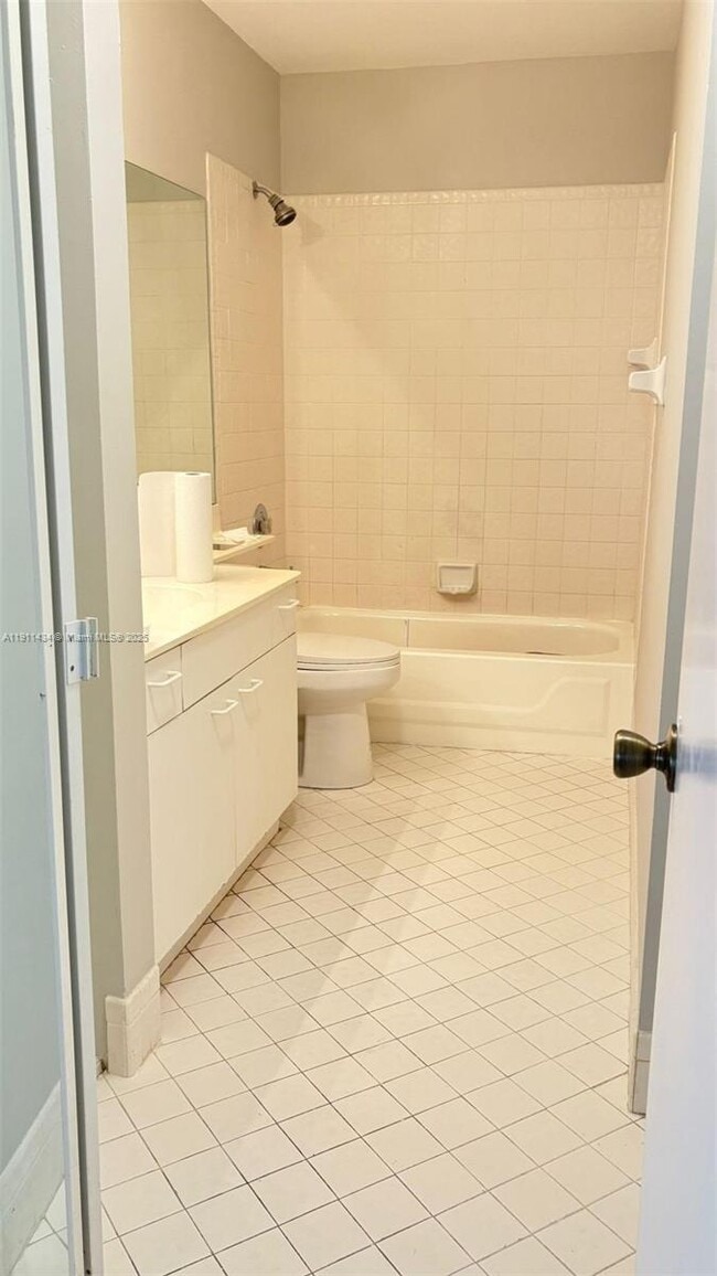 Building Photo - 5147 Europa Dr