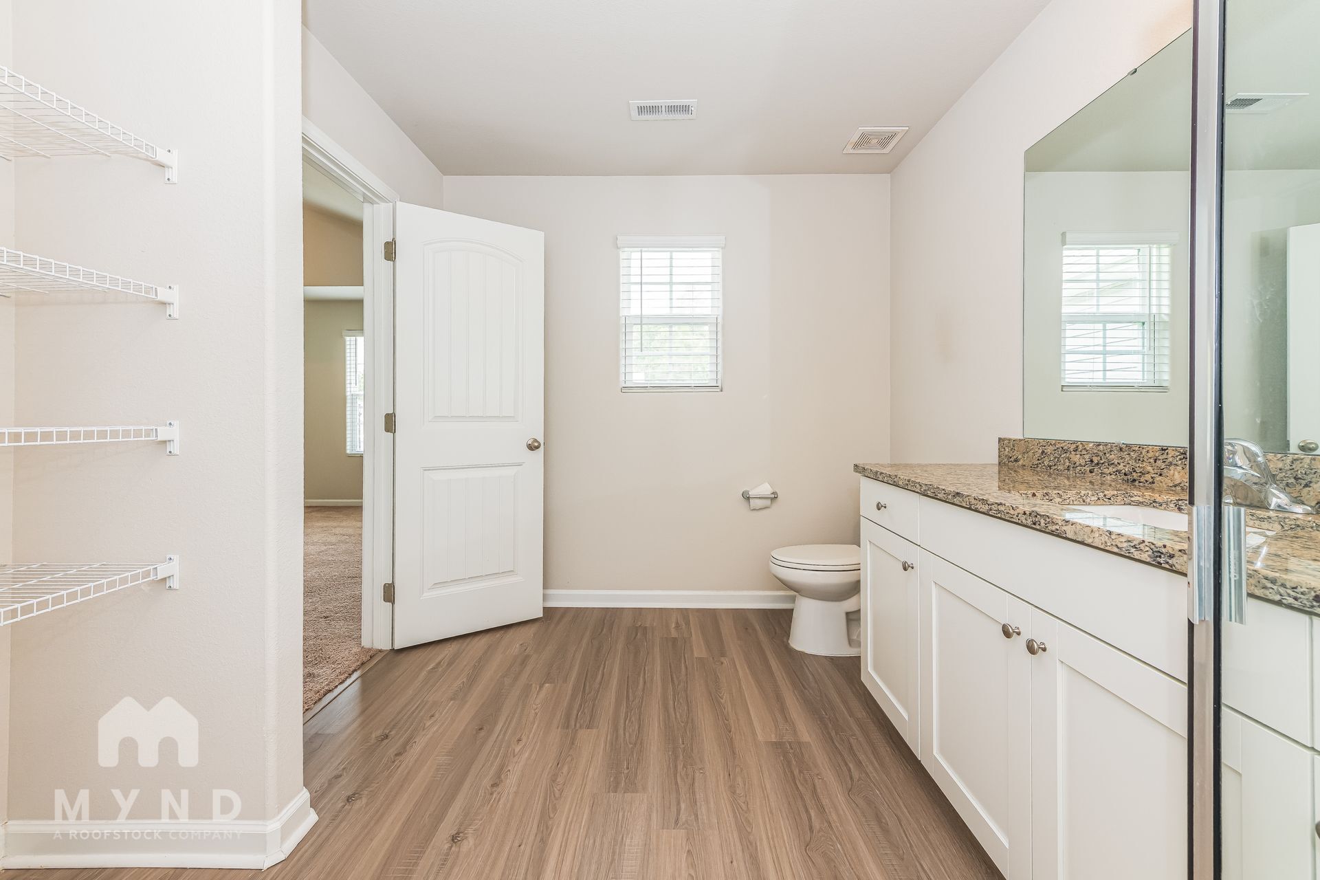 Building Photo - 279 Royal Mdw Dr