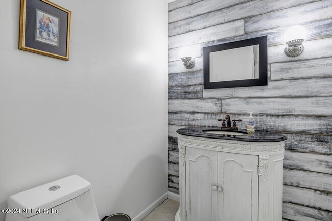Building Photo - 695-A1A A1A N